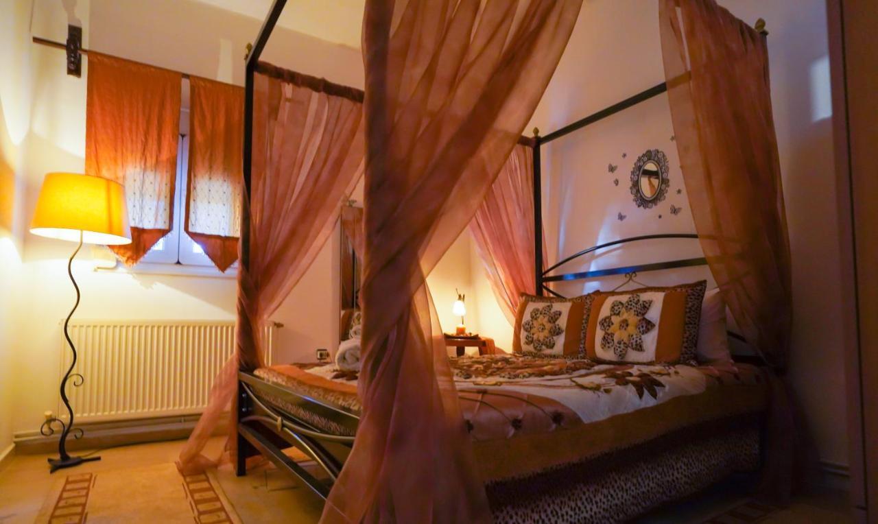 Guesthouse Aelia Loutraki  Bagian luar foto
